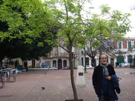 081001_Buenos_Aires_Plaza.jpg